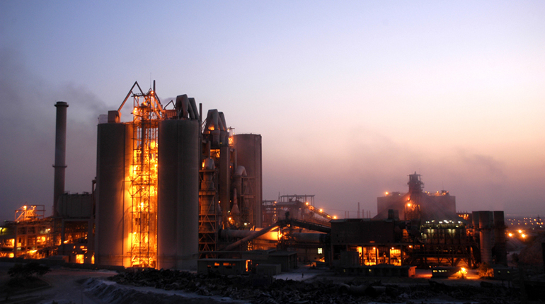 The Tourah cement plant, Egypt. The country’s industrial gas users have suffered from shortages. (Suez Cement)