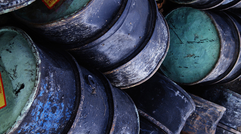 The degree of backwardation or contango in oil and gas markets provides important clues about where prices might be heading in the short-to-medium term. (Microsoft)