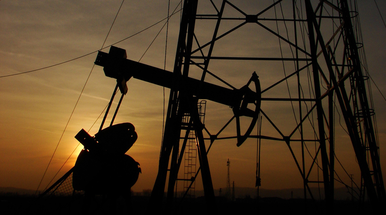 A number of new contracts have highlighted the decline in oil-indexed contracts in Europe and Asia, but several factors are holding back the move towards complete hub-indexation.
