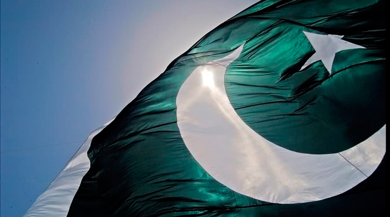Pakistan has plans to become a world-leading LNG importer within the next five years, but obstacles in the domestic market could stand in its way. (Photobucket)