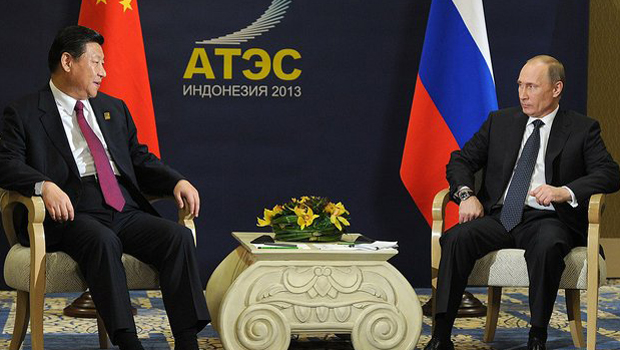 Russian President Vladimir Putin with Chinese President Xi Jinping. (Russian Presidential Press and Information Office)