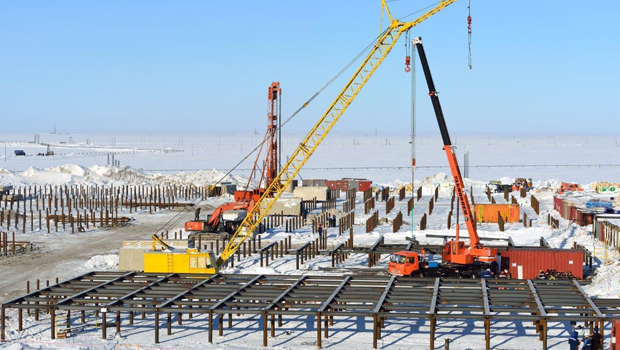 Work taking place at the Yamal LNG site. The stakeholders are optimistic about its prospects. (Novatek)