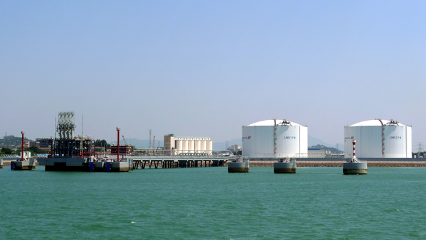 CNOOC’s Putian LNG terminal. China’s NOCs have locked in over 43.75 mtpa in term volumes. (Putian)