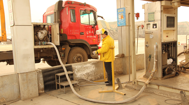 An ENN Energy LNG refilling station in Lianyungang port. China has around 1,800 LNG filling stations. (Interfax)