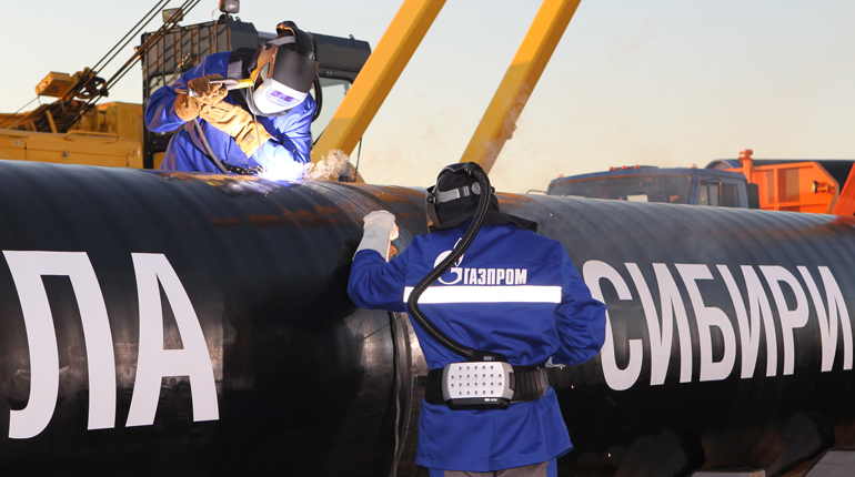 Welding of the first joint of the Power of Siberia pipeline. (Gazprom)