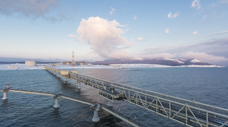 A jetty at the Sakhalin 2 plant. Shell and Gazprom are discussing the project’s expansion. (Shell)