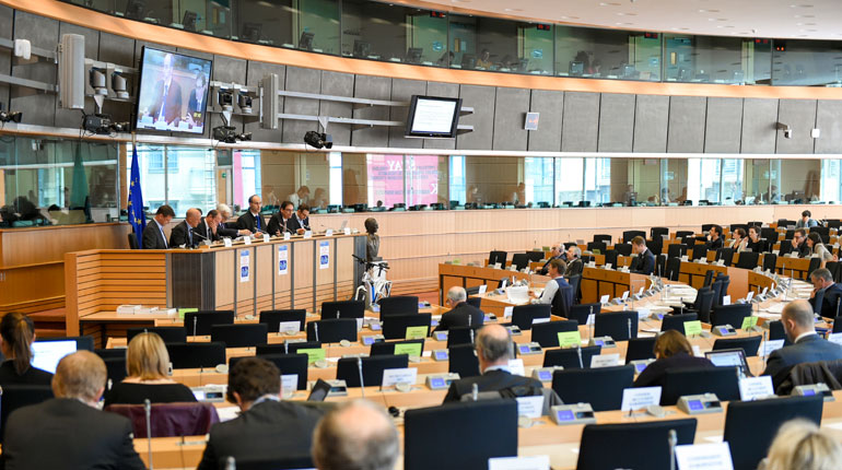 An ITRE hearing in April. The committee said the financial burden of the solidarity law should be shared. (EP)