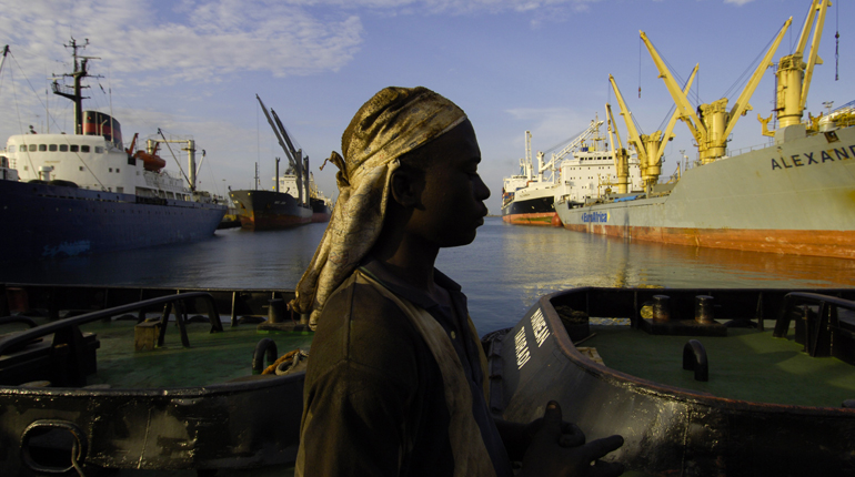 Ghana’s port of Tema. The country is set to decide soon which FSRU option it will use. (Jonathan Ernst/World Bank)