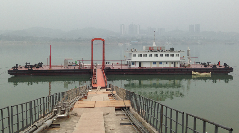 An LNG bunkering station in China. The fuel is well suited for smaller vessels. (China Gas Holdings)