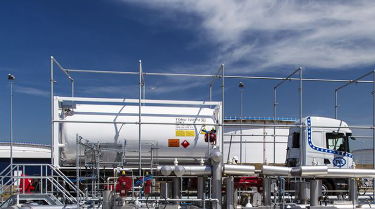Truck-loading at the Gate LNG terminal. Experts believe the small-scale sector could lift European demand. (Gate)