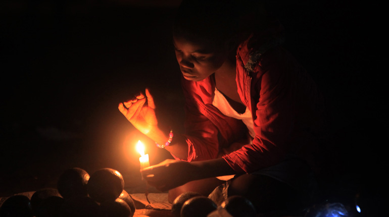 Life during a Zimbabwean power cut, September 2015. The country could suffer further shortages. (PA)