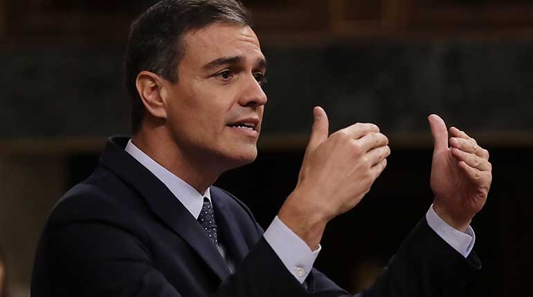 Spanish Prime Minister Pedro Sanchez addresses Spain's parliament.