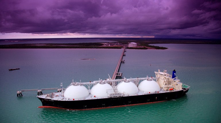 LNG tanker