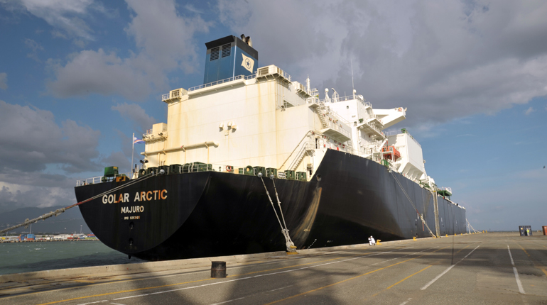 Gas arrives in Kingston, Jamaica aboard the Golar Arctic.
