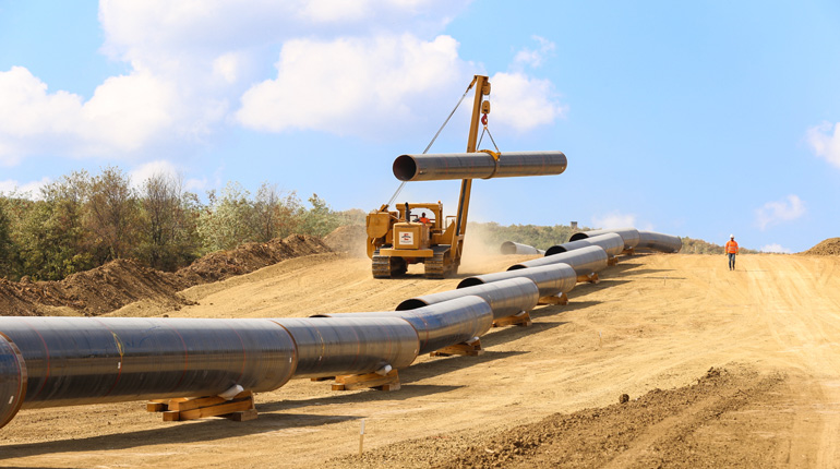 Pipe stringing for TAP in Greece