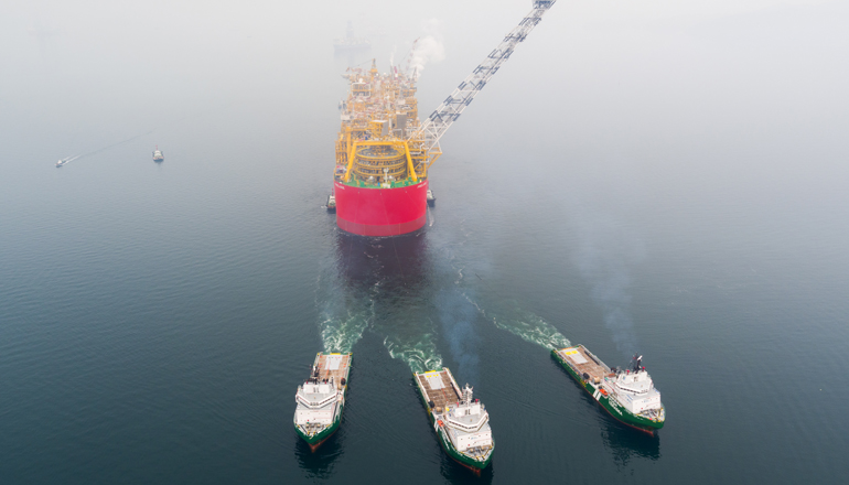 Prelude FLNG heading to Australia