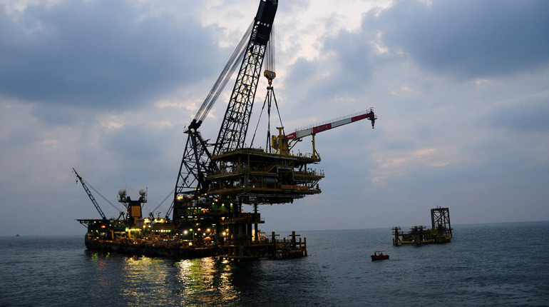 Offshroe gas platform in the Karan field.