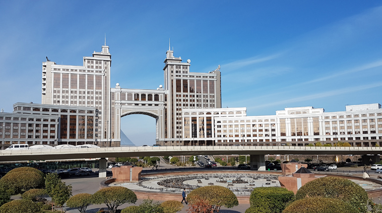 Kazmunaigas building, Astana